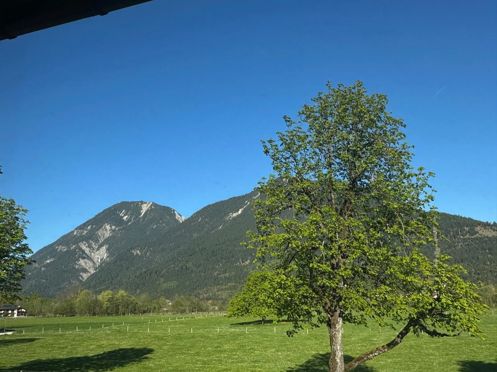 Blick auf die Landschaft rund um Gasthof Königstand