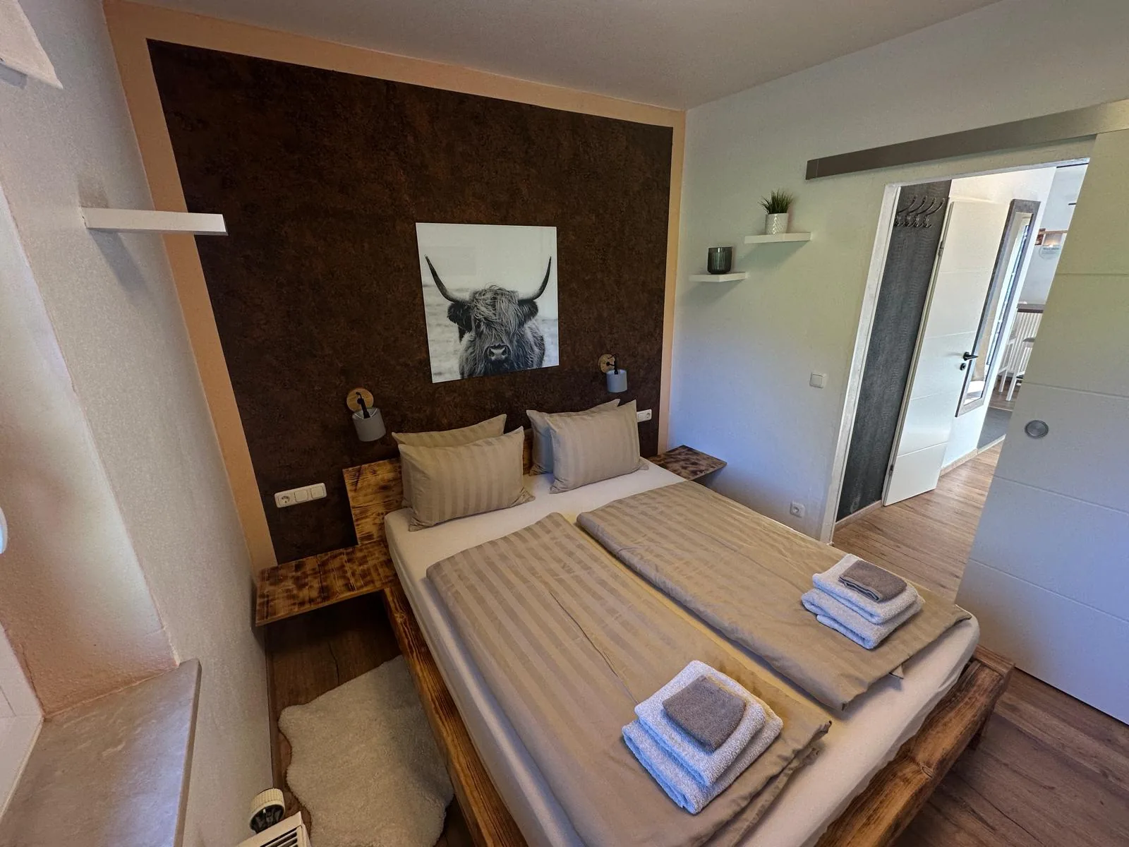 Schlafzimmer der Ferienwohnung Königstandblick, Detailansicht