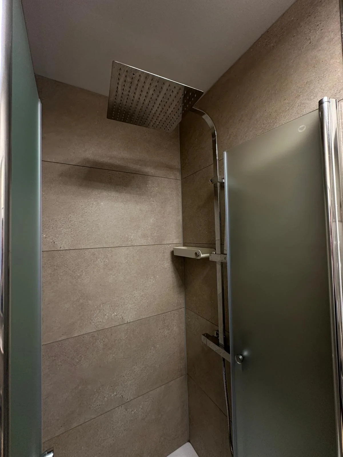 Badezimmer der Ferienwohnung Kramerblick mit Dusche