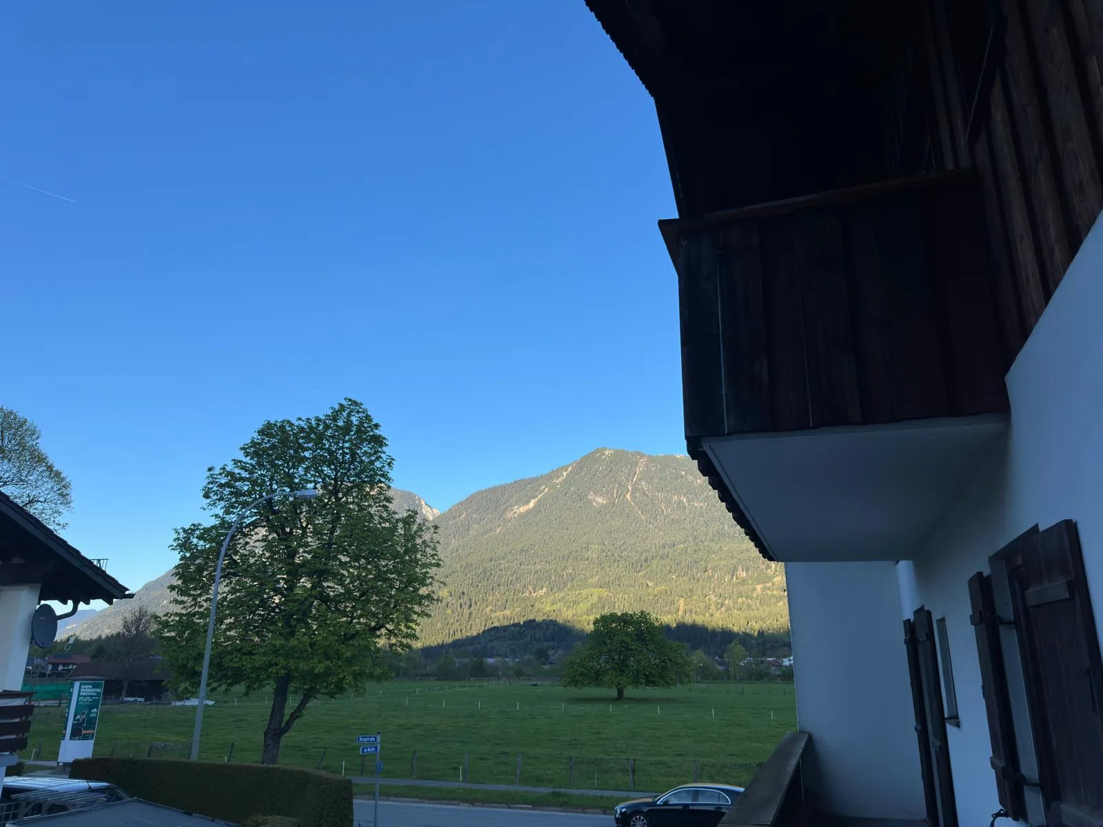 Echtes Foto: Blick vom Balkon der Ferienwohnung Kramerblick